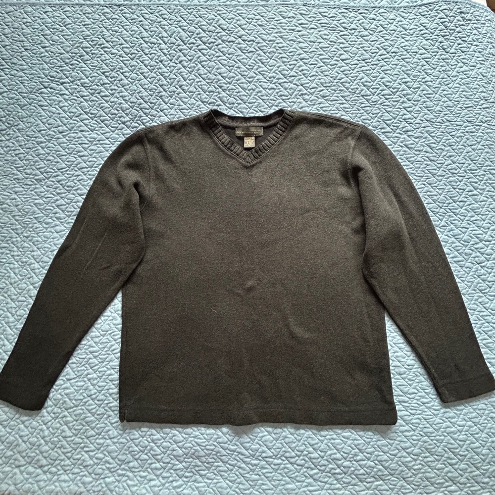 Men's Banana Republic Sz. M Grey sweater